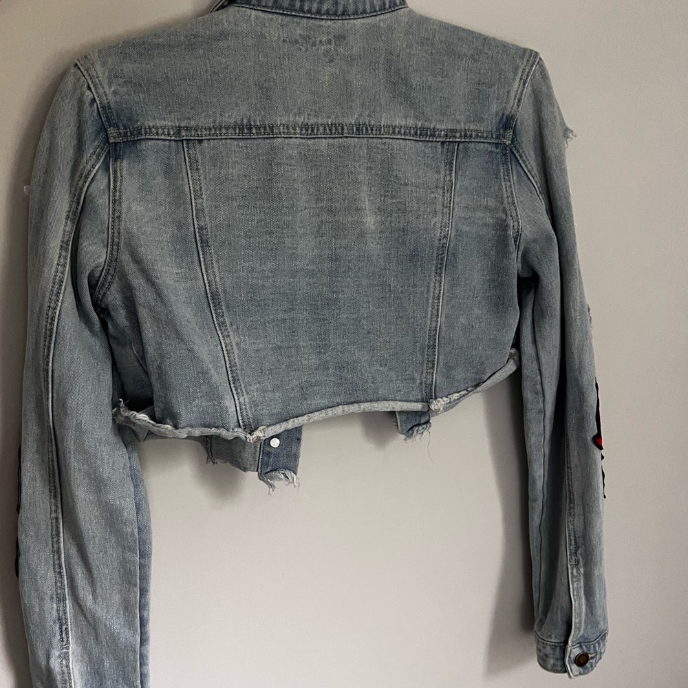 Cropped Jean Jacket - Picture 5 of 6